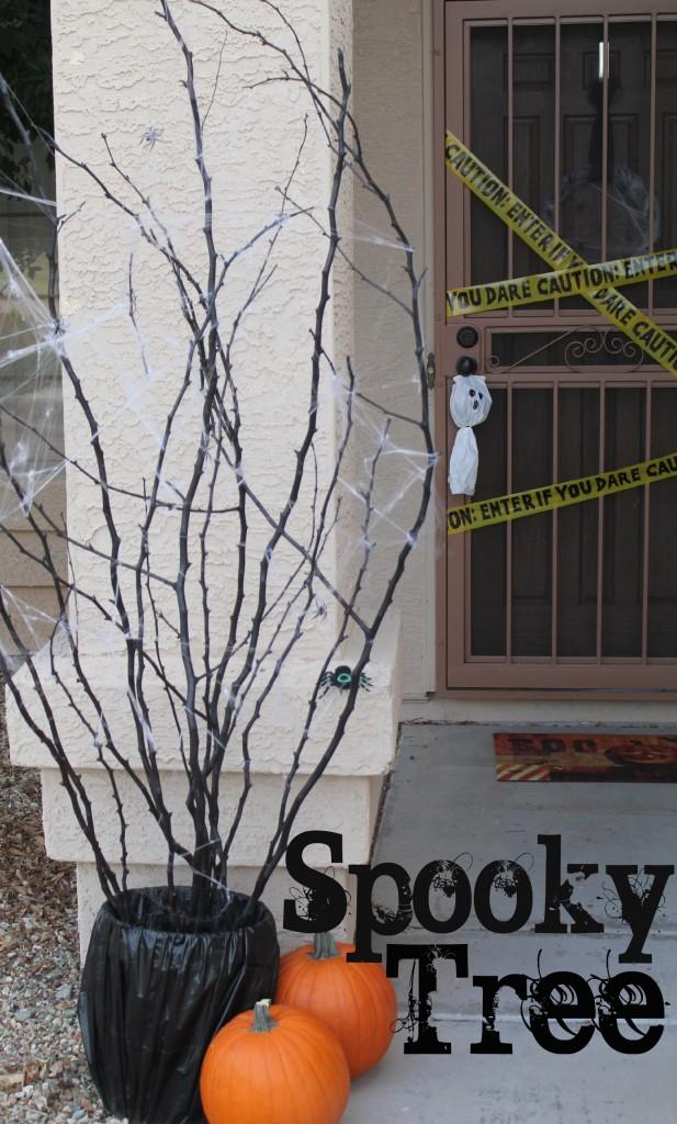 25 Awesome DIY Halloween Decorations With Trash Bags