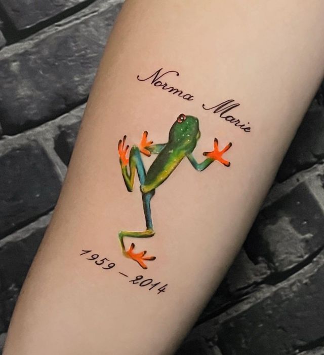 Pretty Tree Frog Tattoo on Arm
