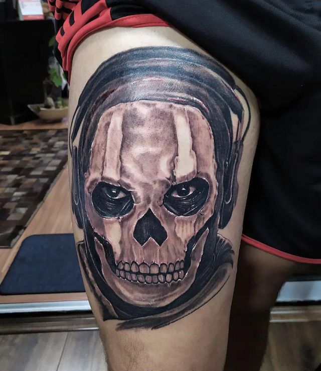 Skull Call of Duty Tattoo on Thigh