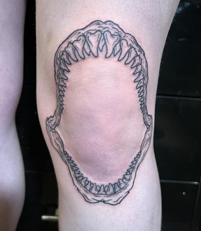 Simple Shark Jaw Tattoo on Knee