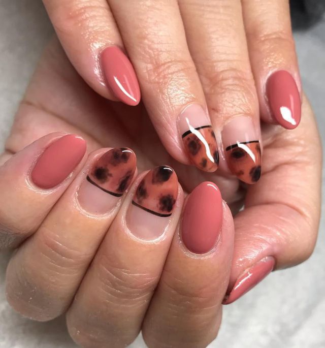 Oval Half Tortoise Shell Nail