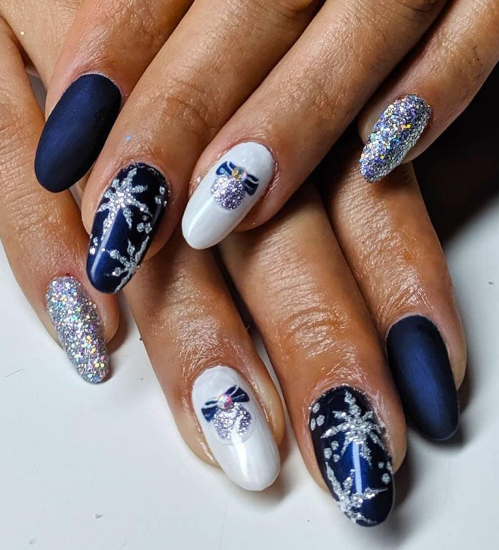 Oval Blue Christmas Nail with Snowflake