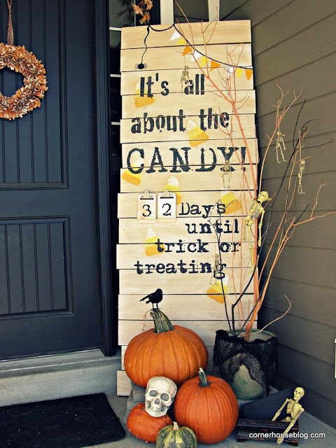 43 Halloween Porch Decorating Ideas for 2022