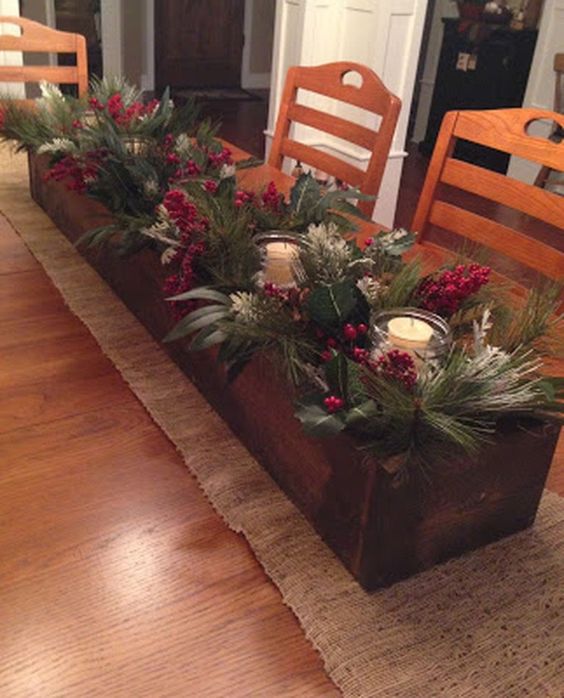 40 Pretty Christmas Table Centerpieces Decoration Ideas