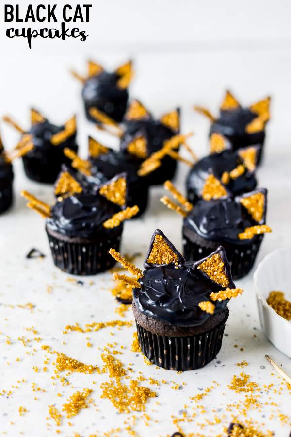 40 Spooky Halloween Dessert Ideas for Halloween Party