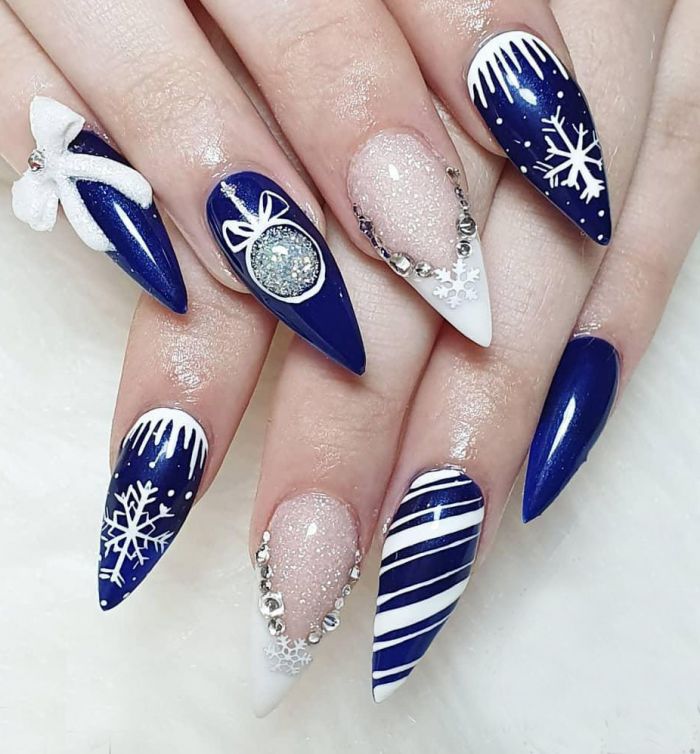 Stiletto Blue Christmas Nail Art