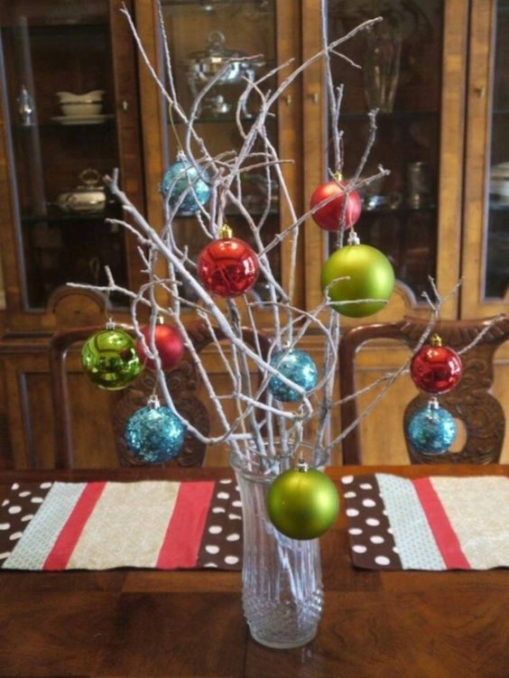 40 Pretty Christmas Table Centerpieces Decoration Ideas