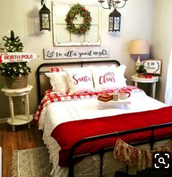 40 Festive Christmas Bedroom Decorating Ideas