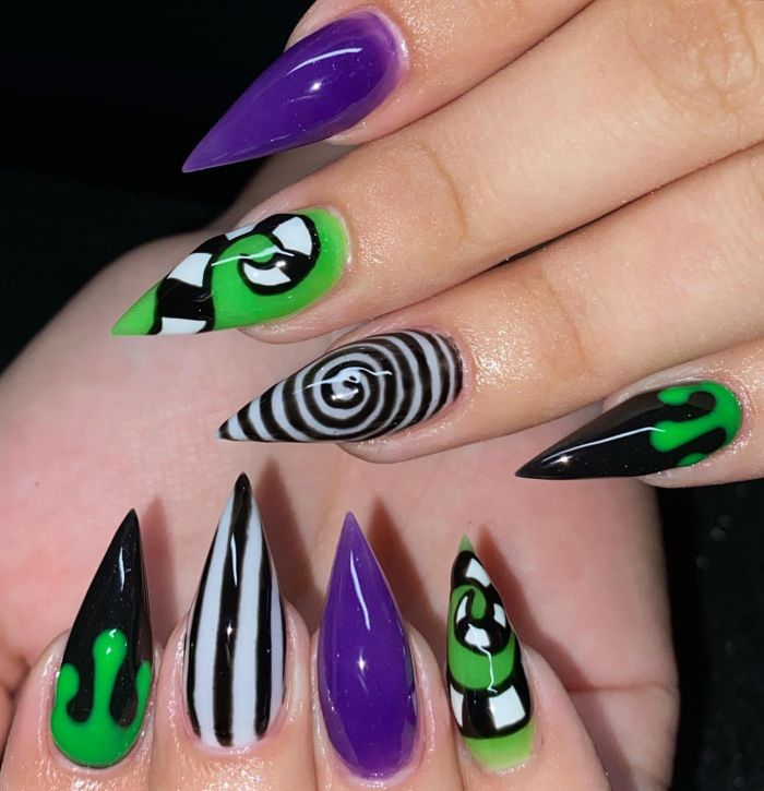 Stiletto Beetlejuice Nail Art