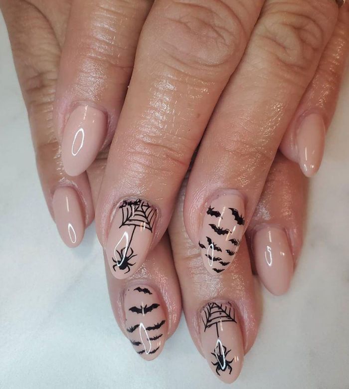 Oval Black Spider Nail Art Design