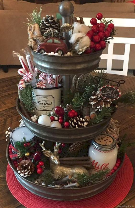 40 Pretty Christmas Table Centerpieces Decoration Ideas