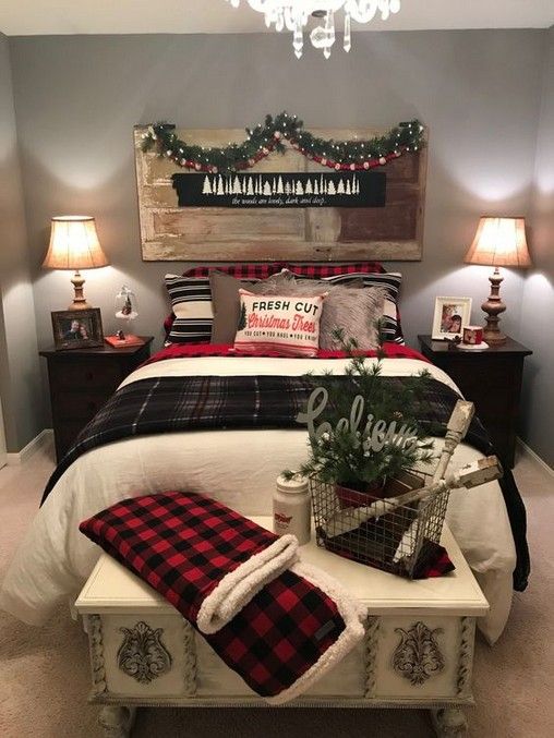 40 Festive Christmas Bedroom Decorating Ideas