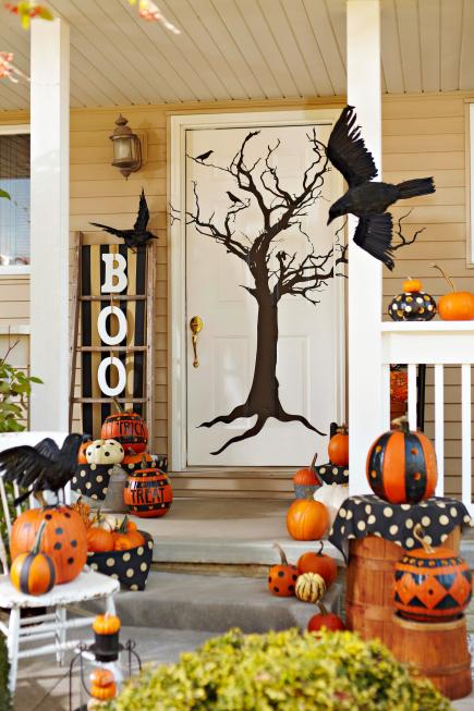 43 Halloween Porch Decorating Ideas for 2022