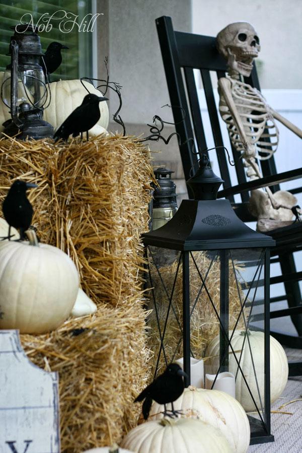 43 Halloween Porch Decorating Ideas for 2022