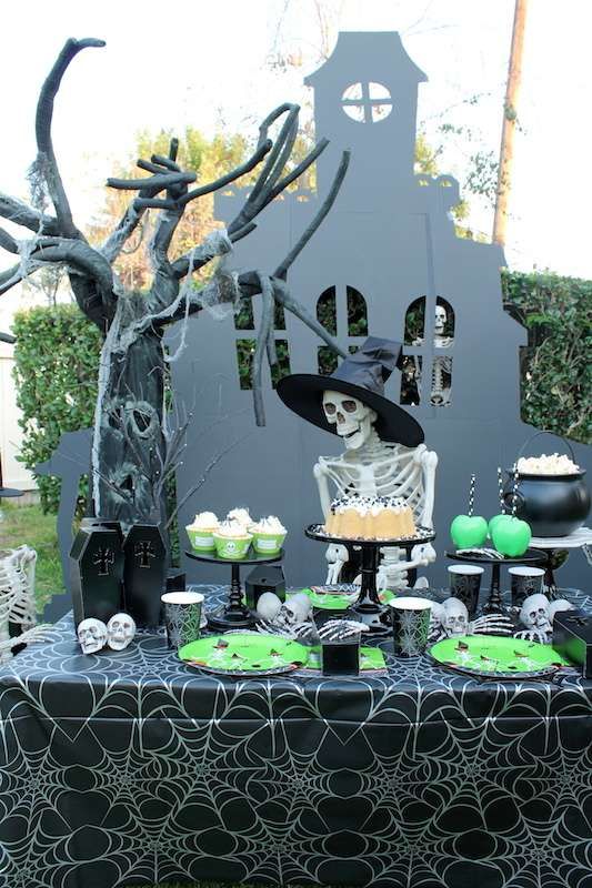 20 Halloween Dessert Table Decoration Ideas You Will love