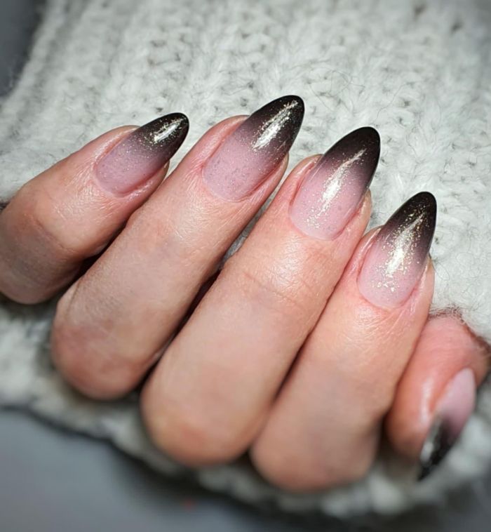 Classy Black Ombre Nail Art