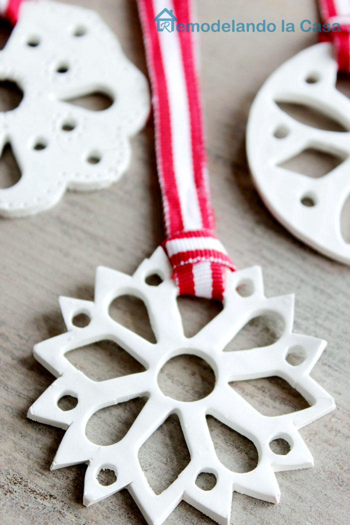 35 Creative DIY Clay Christmas Ornaments for Your Inspiration