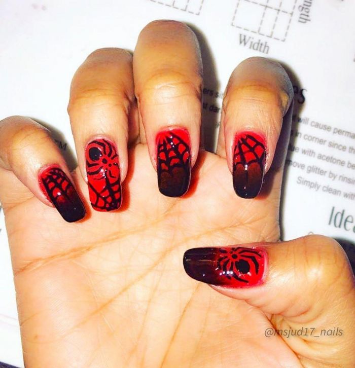 Pretty Squoval Spider Nail Art