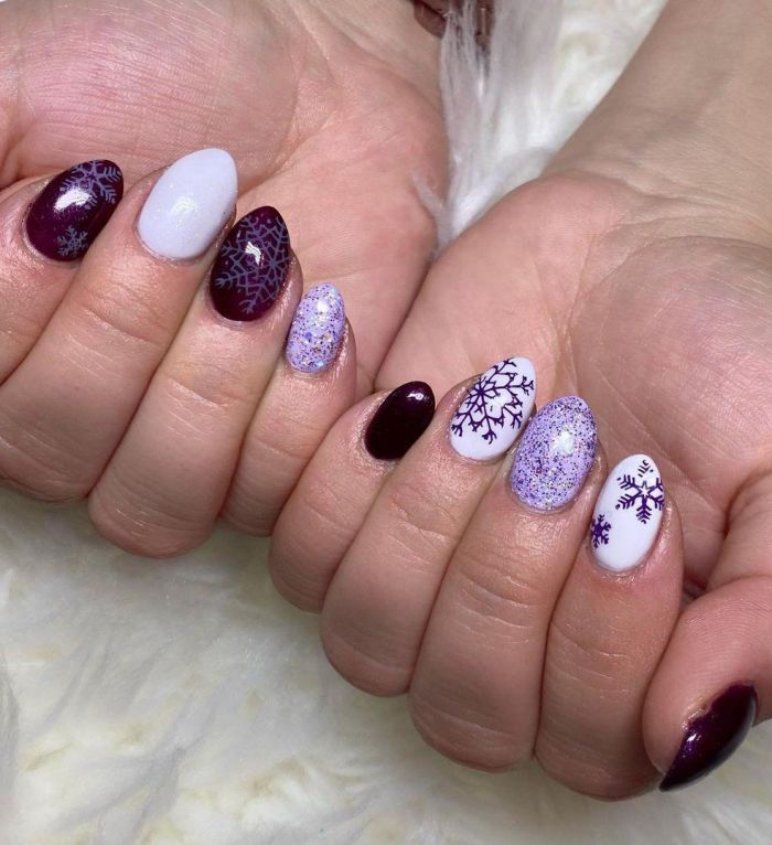 Oval Purple Snowflake Nail