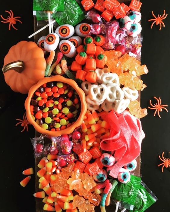 20 Halloween Dessert Table Decoration Ideas You Will love