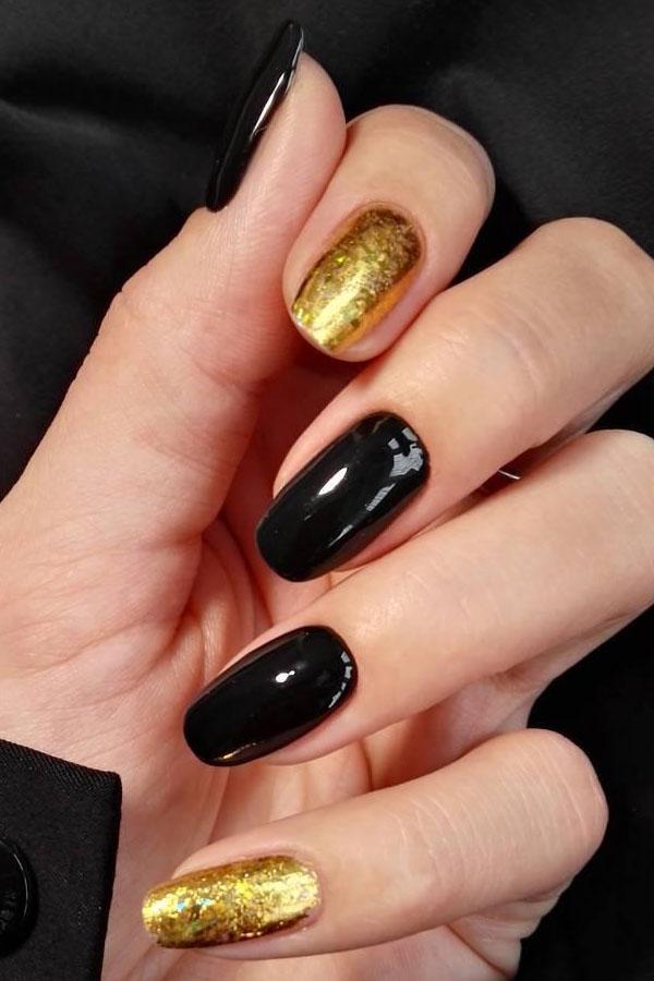 35 Classy Gold Nail Art Designs for Fall | Style VP